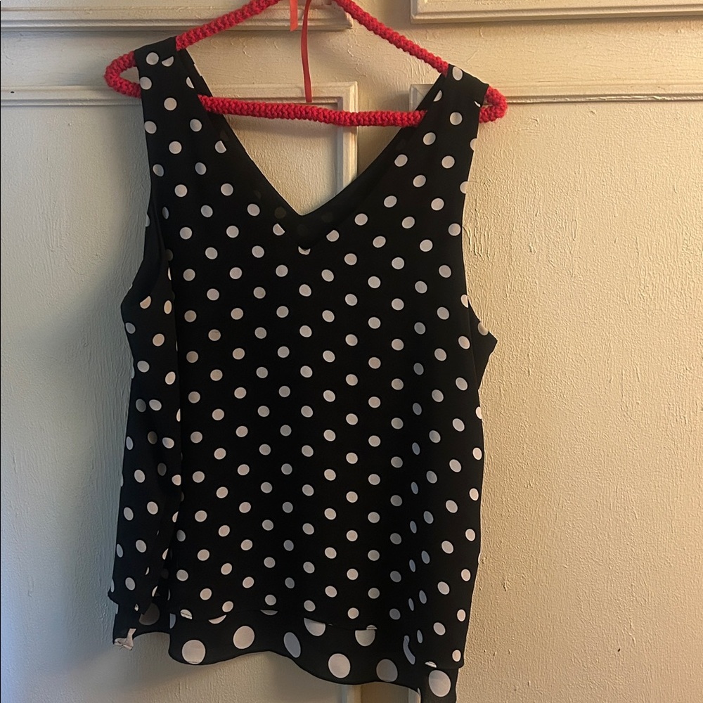 Printemps Black Top with White Polka Dots